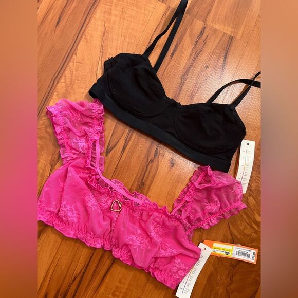 Bundle of 2 Colsie bra bralettes 🔥 NWT 🔥 size XS - Picture 1 of 6